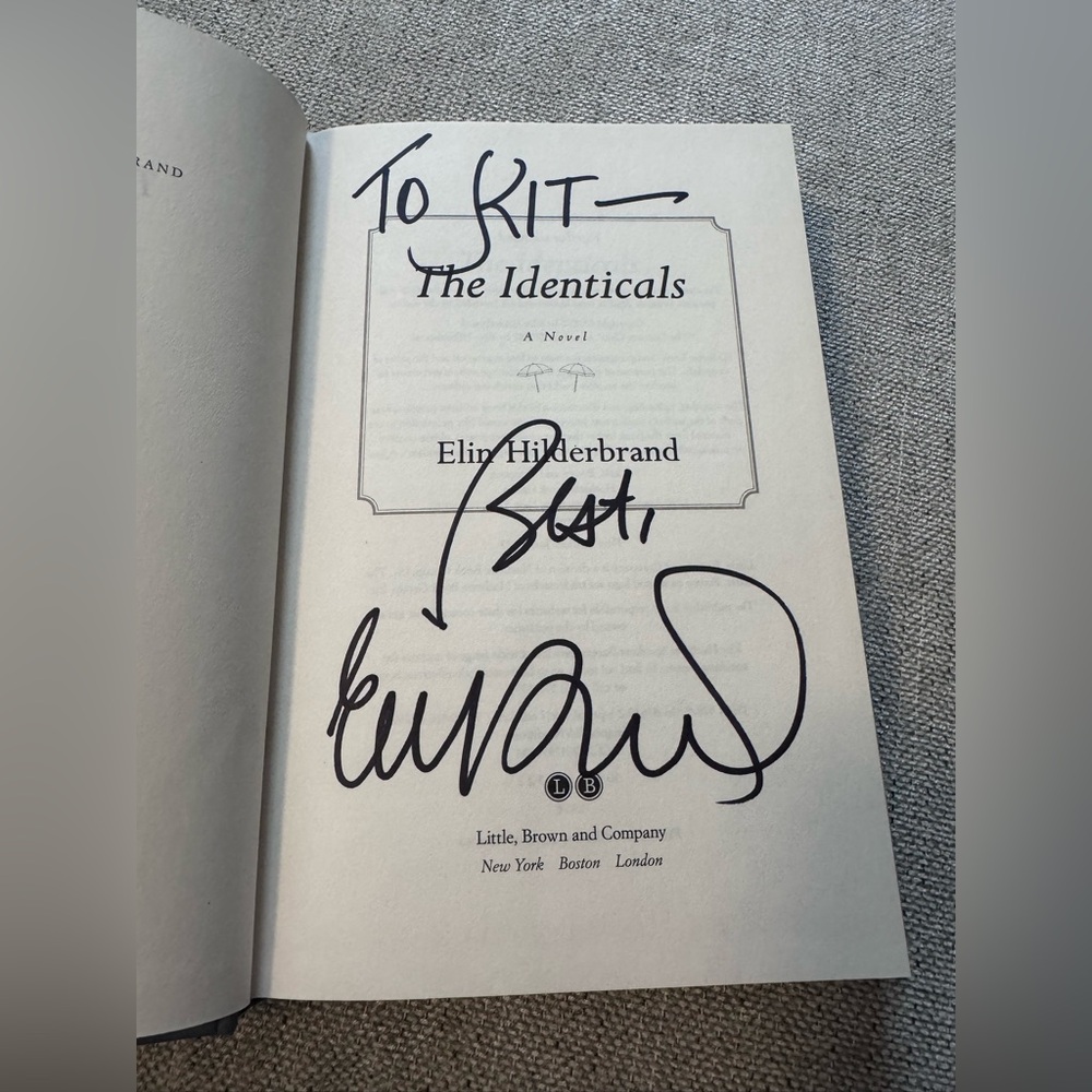 The Identicals by Elin Hilderbrand Hand Signed B&N Special Edition Hardcover - Picture 11 of 12